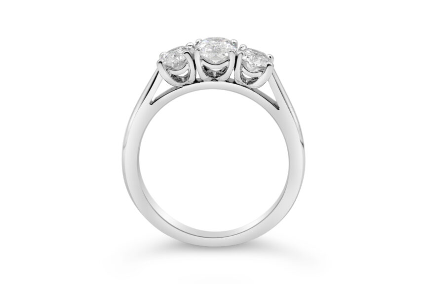 Graducated 3 Stone Oval - (WRF) - Image 2