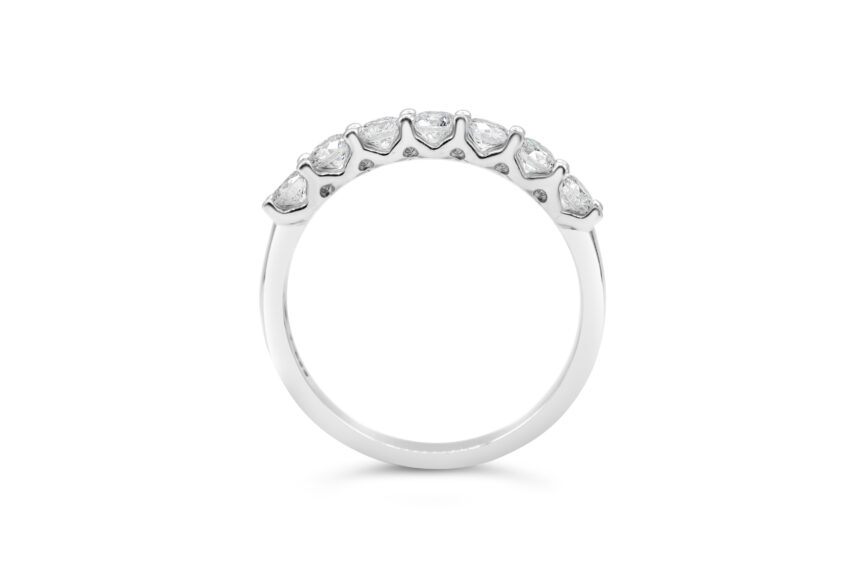 V Style 7 Stone Half Eternity Ring - Image 4