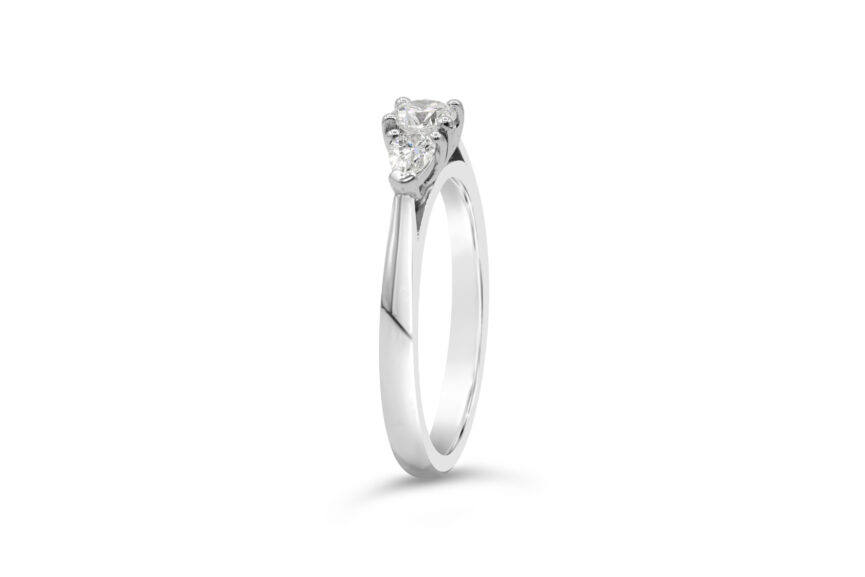 Round Single stone with Pear Shaped Shoulders - (WRF) - Image 2