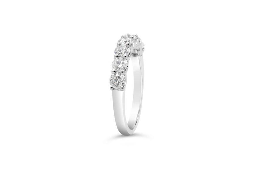 V Style 7 Stone Half Eternity Ring - Image 3