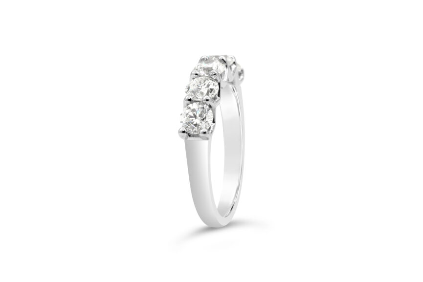 V SHAPED 5 STONE 1/2 ETERNITY RING - Image 3
