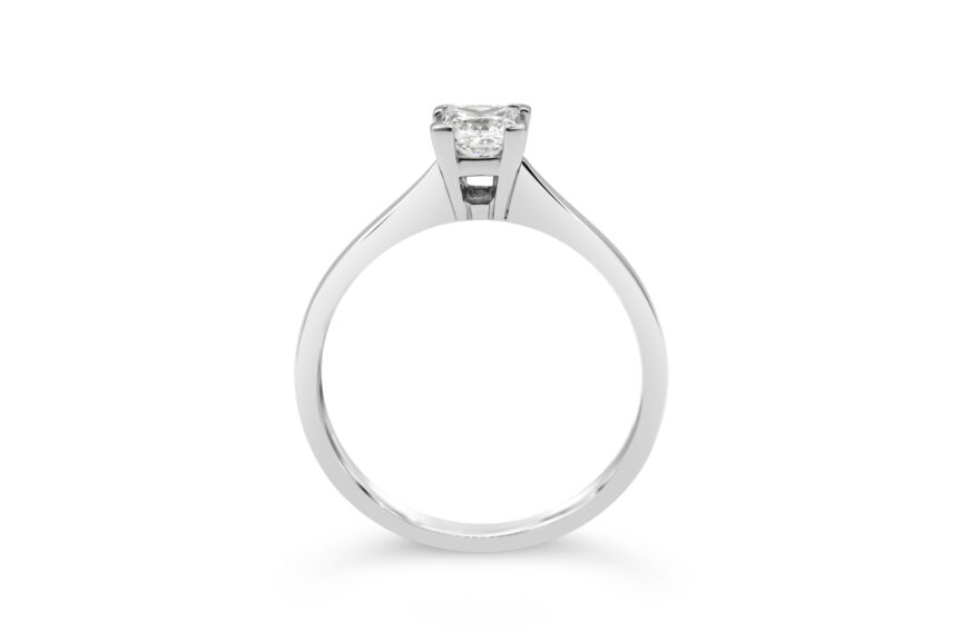 PRINCESS CUT SINGLE STONE CORNER CLAW RING - Image 2