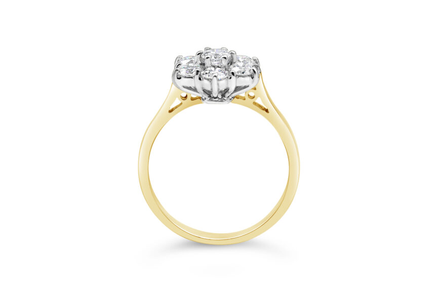 6 x 1 DIAMOND CLUSTER RING - Image 7