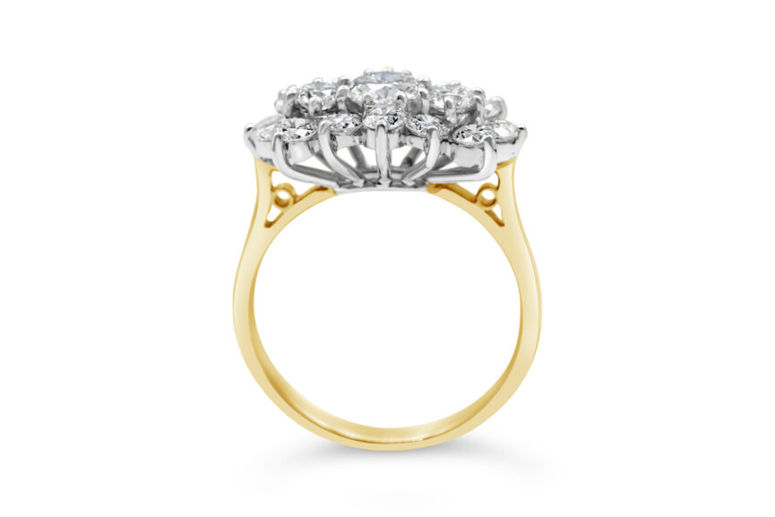 DIAMOND CLUSTER RING - Image 2