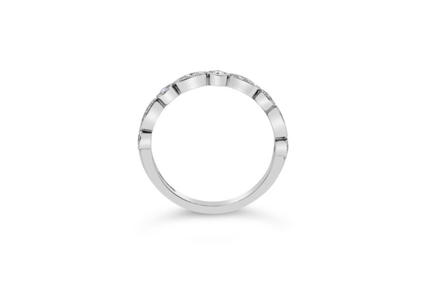 PAVE MILGRAIN DIAMOND WEDDING RING - Image 5