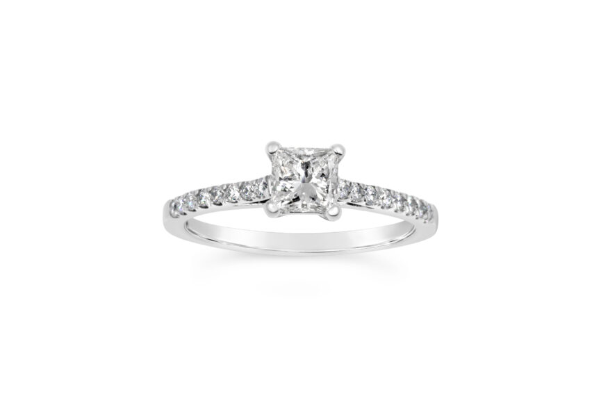 PRINCESS CUT MINI MICRO RING