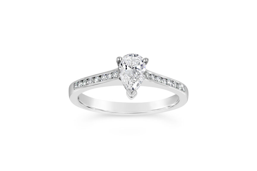 SINGLE STONE CHANNEL SET SHANK RING