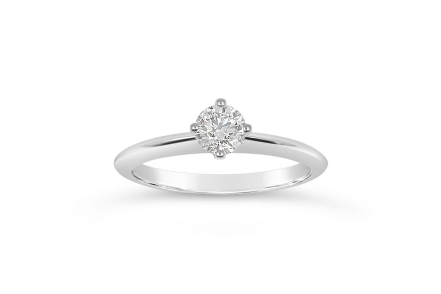 COMPASS SET 4 CLAW SINGLE STONE RING