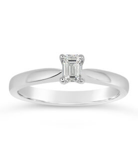 EMERALD CUT SINGLE STONE RING