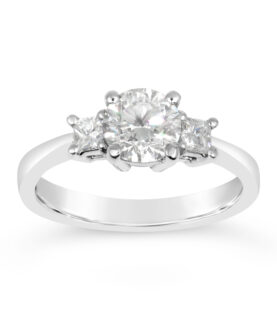1 ROUND + 2 PRINCESS CUTS RING