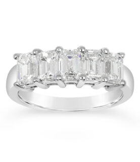 5 EMERALD CUT DIAMOND RING