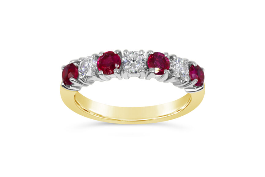 4 RUBY + 3 STONE DIAMOND RING - Image 2