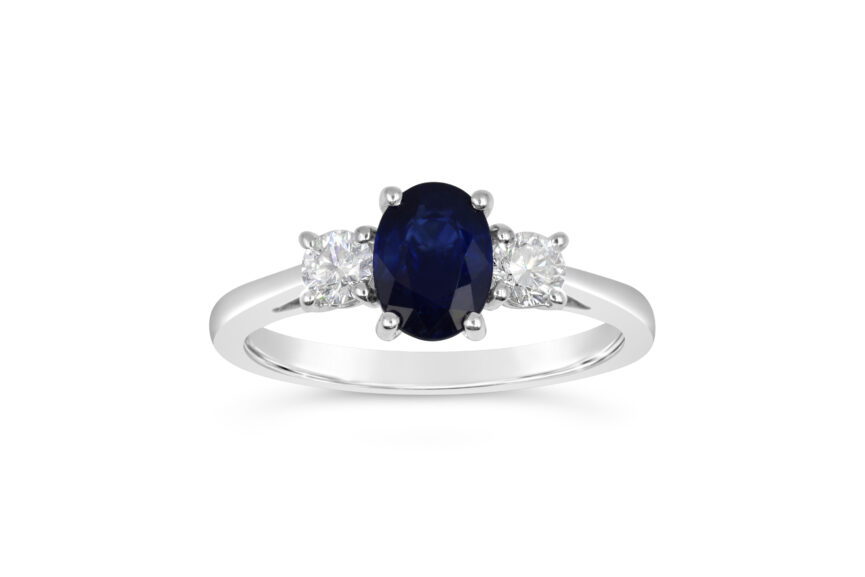 OVAL SAPPHIRE ROUND DIAMOND 3 STONE RING