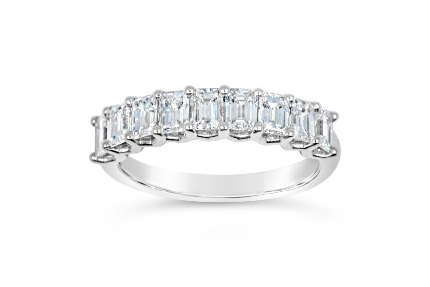 EMERALD CUT 9 STONE V SHAPED RING