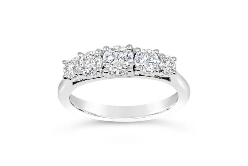 ROUND GRADUATED 5 STONE RING - Image 4