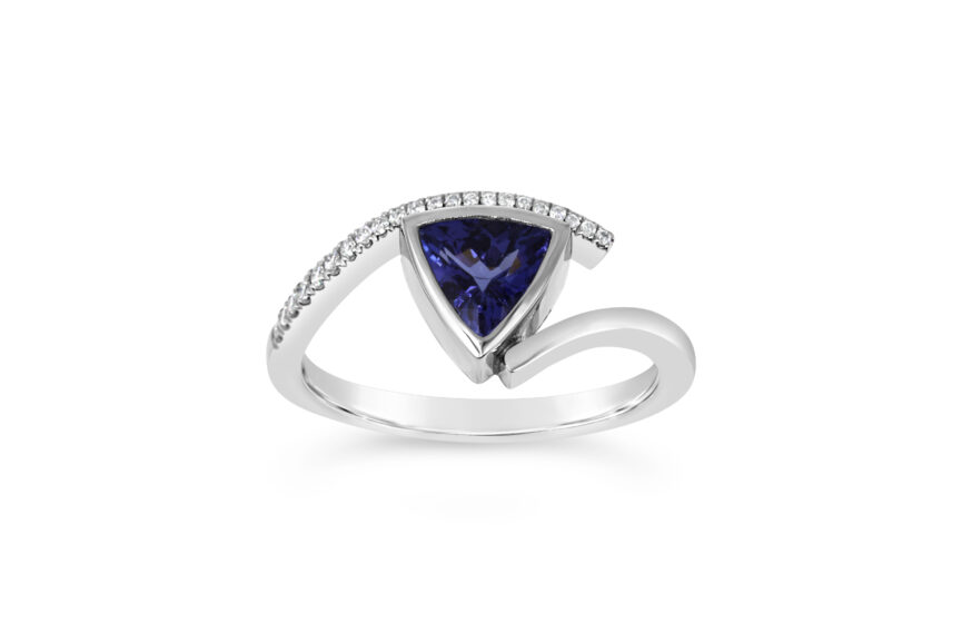TANZANITE S/S CROSSOVER
