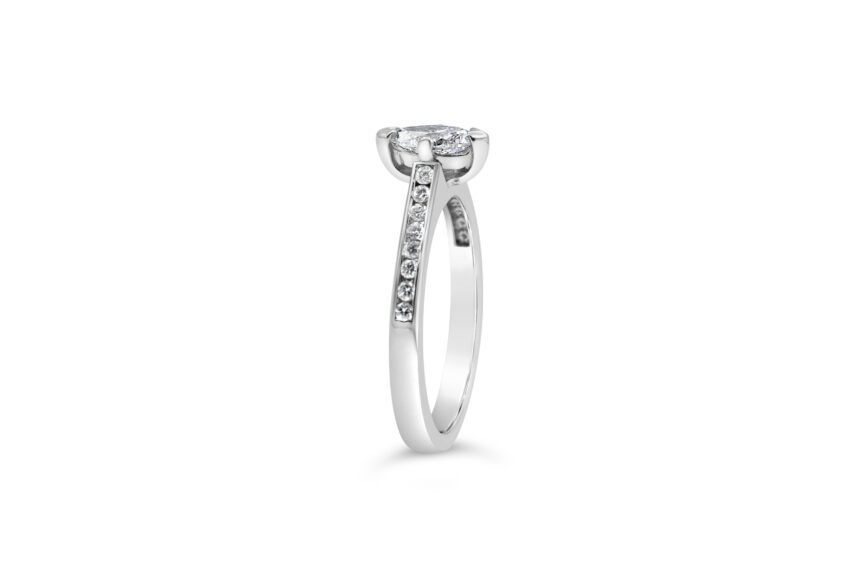 SINGLE STONE CHANNEL SET SHANK RING - Image 3