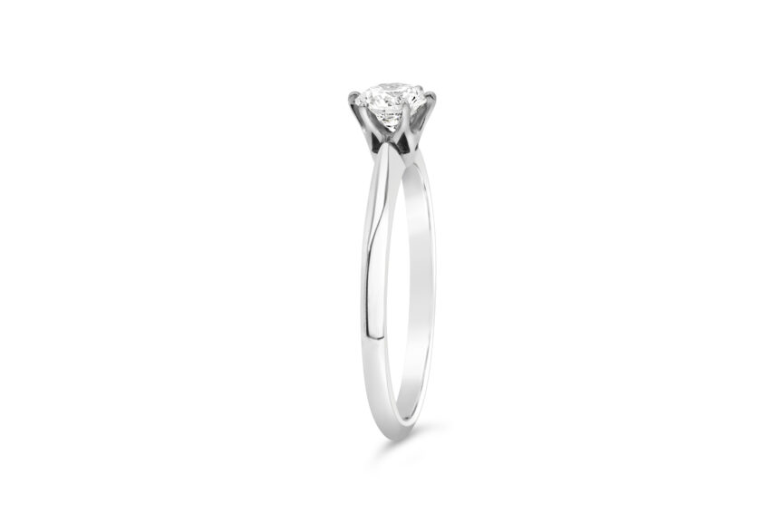 6 Claw Single Stone - knife edge shank - Image 3