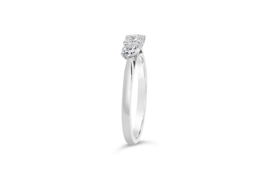 3 STONE HAND WIRE TRILOGY RING - Image 3