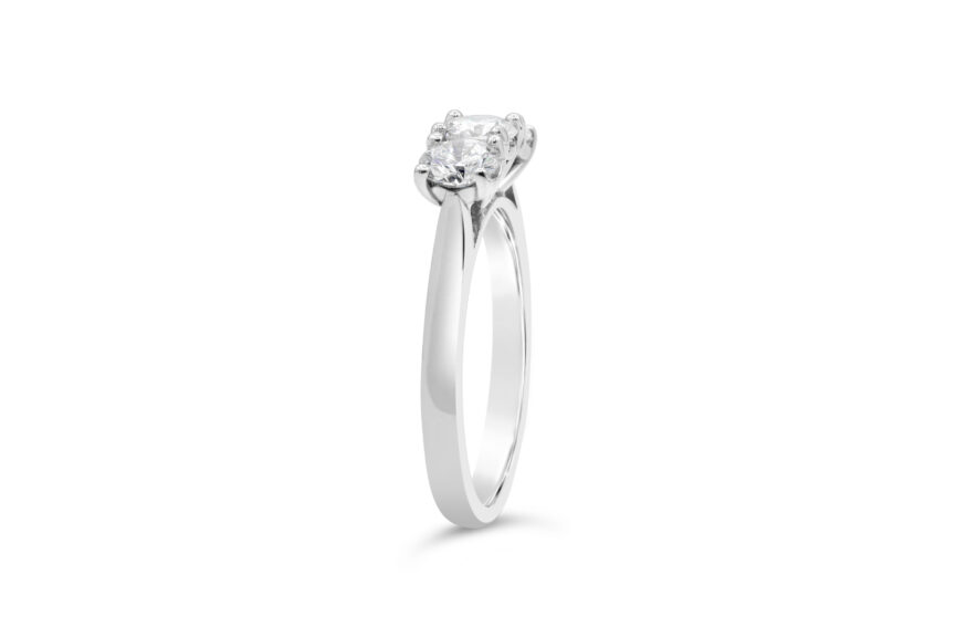 3 STONE HAND WIRE TRILOGY RING - Image 5