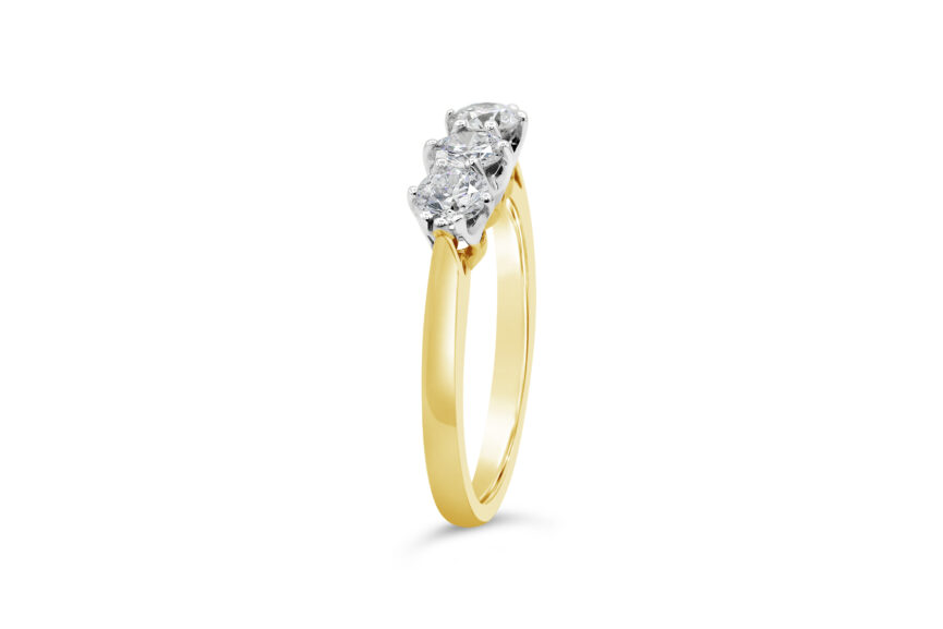 3 Stone 6 Claw Rex DIAMOND RING - Image 3