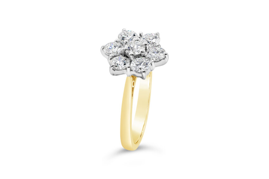6 x 1 DIAMOND CLUSTER RING - Image 6