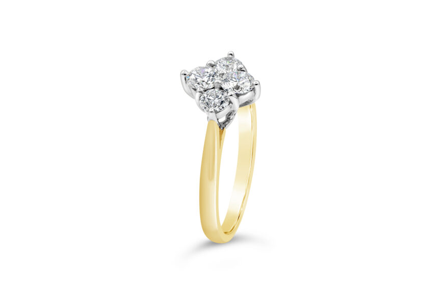 4 STONE DIAMOND CLUSTER RING - Image 2