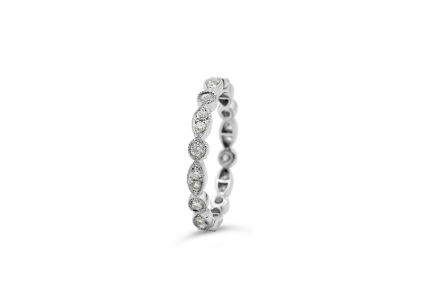 FULL PAVE M/GRAIN DIAMOND WEDDING RING - Image 4