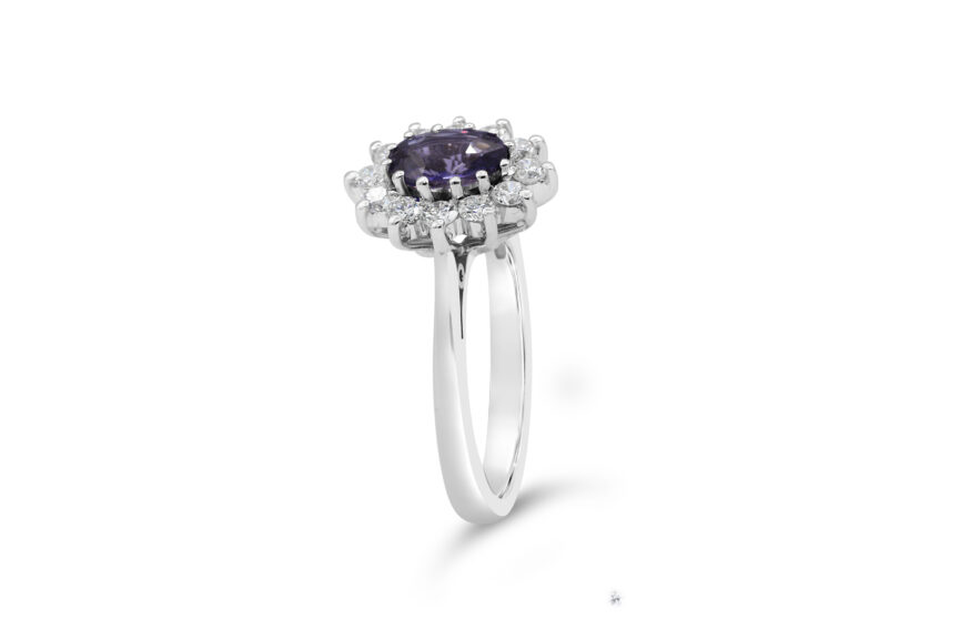 12x1 OVAL CLUSTER RING - Image 3