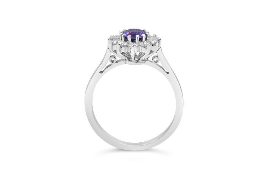 12x1 OVAL CLUSTER RING - Image 2