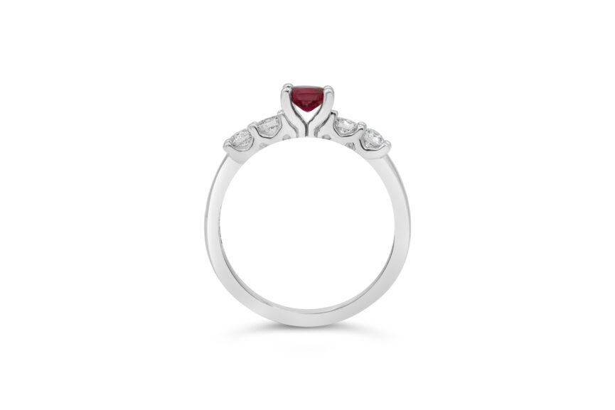 SINGLE STONE RING V STYLE SHOULDERS - Image 2